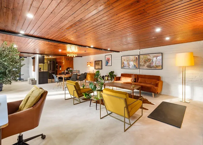 Press4living Near Vienna Holiday home *